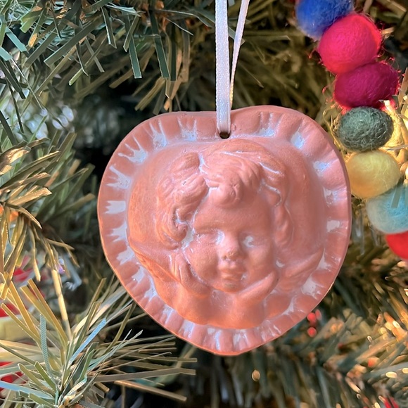 Angel Heart Shaped Ornament Terracotta - Picture 2 of 8
